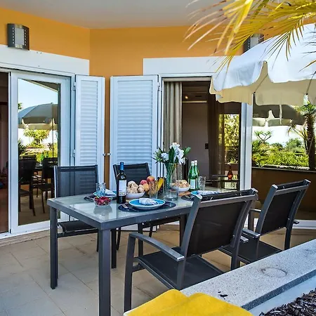 Foz Da Ria Aparthotel Odiaxere