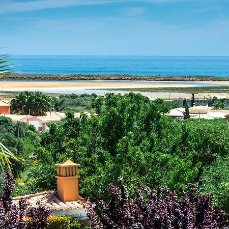 Aparthotel Foz Da Ria 3*